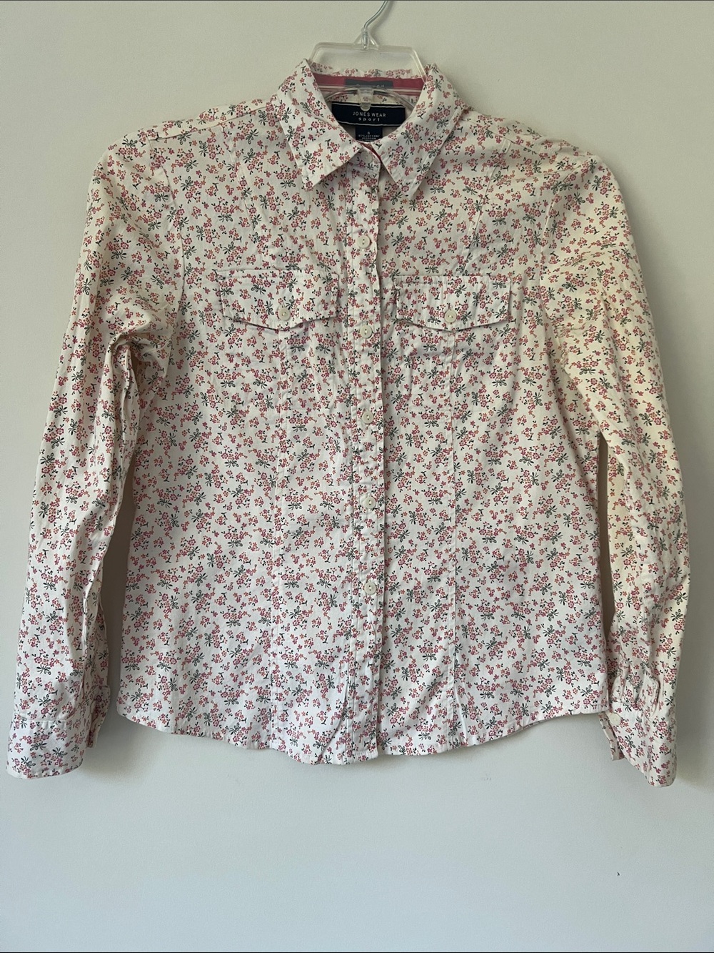 Jones Wear White Button-Down Shirt with Pink Floral Print
